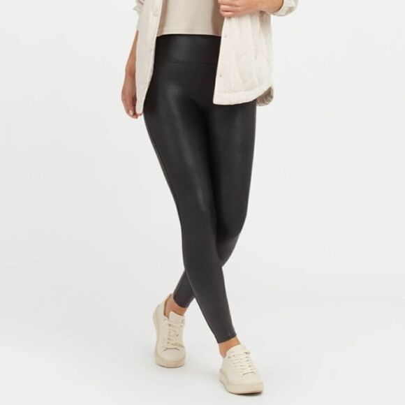 Spanx black faux leather leggings - Picture 2 of 16
